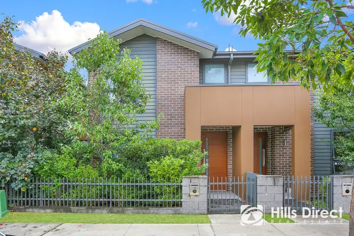 18 Parish Street, Marsden Park NSW 2765, sold by Eddie Quispe for $913,000